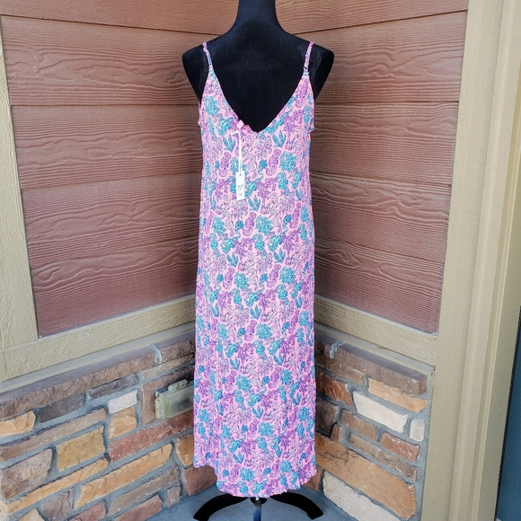 NWT Simply Southern Seahorse Pattern Maxi Dress Size Medium Pink Blue - Picture 3 of 15